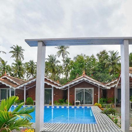 Golden Rice Resort & Cottages Candolim Exterior foto